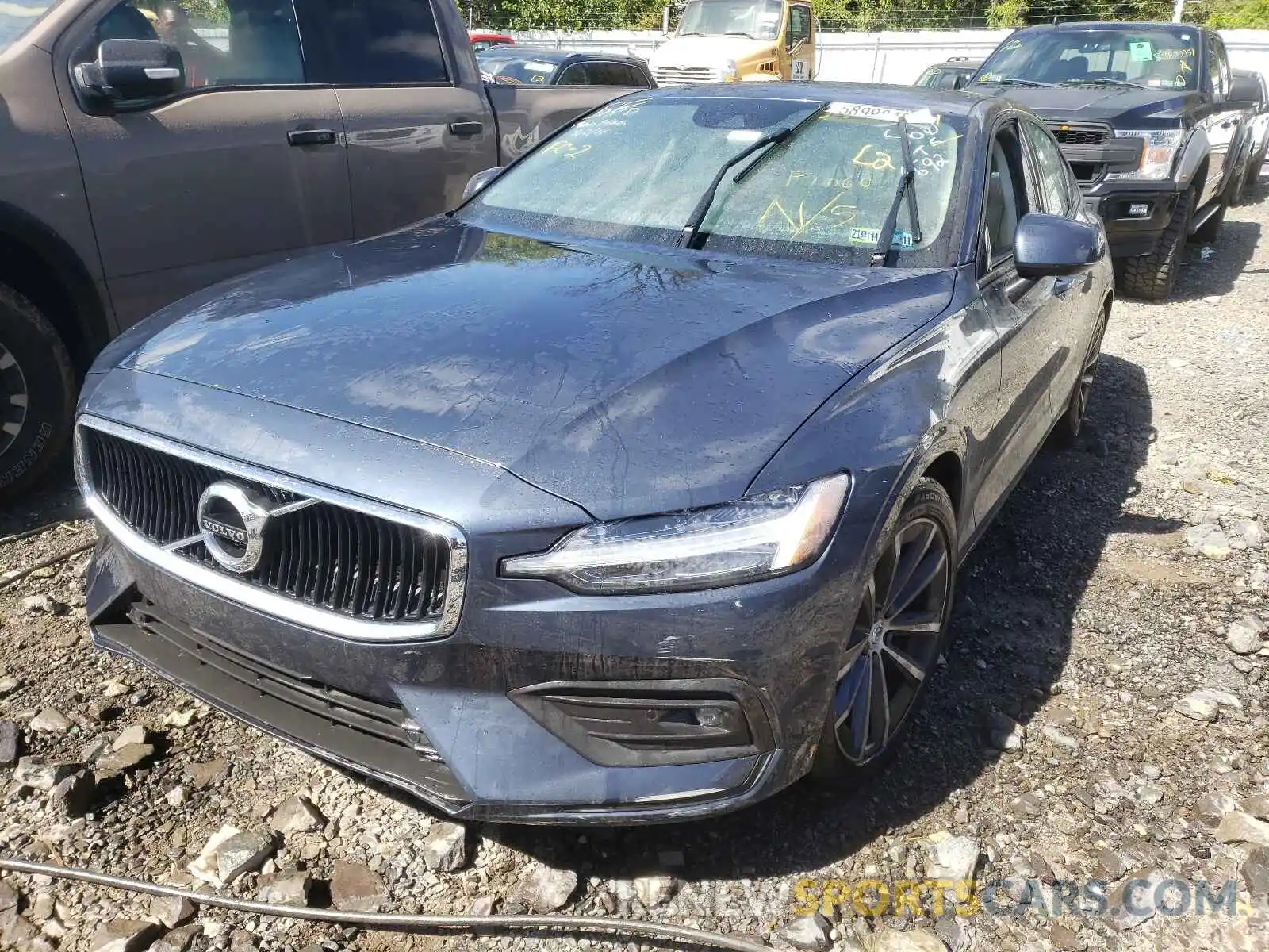 2 Photograph of a damaged car 7JR102FK6MG096692 VOLVO S60 2021