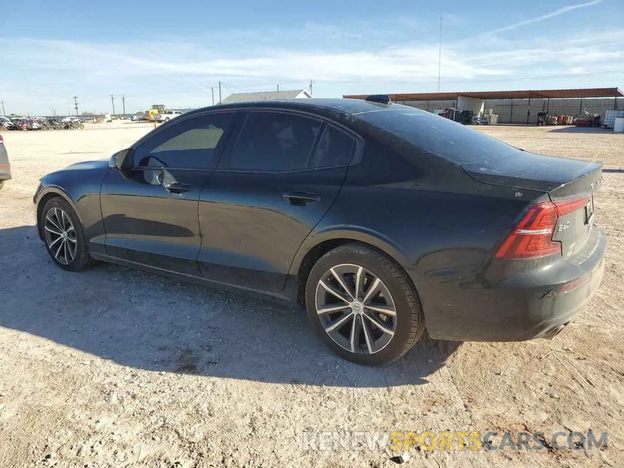 2 Photograph of a damaged car 7JR102FK8MG094040 VOLVO S60 2021