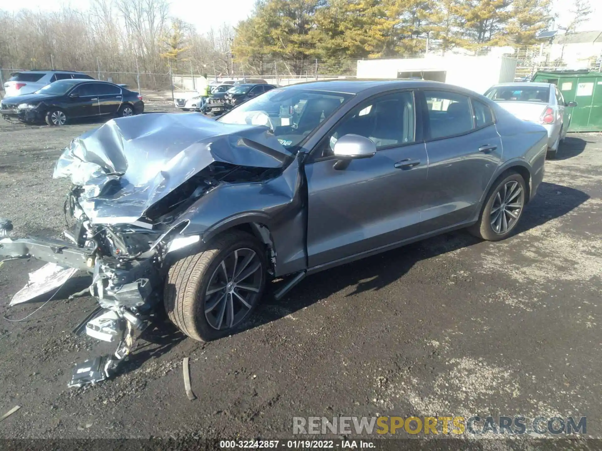 2 Photograph of a damaged car 7JR102FK8MG095382 VOLVO S60 2021