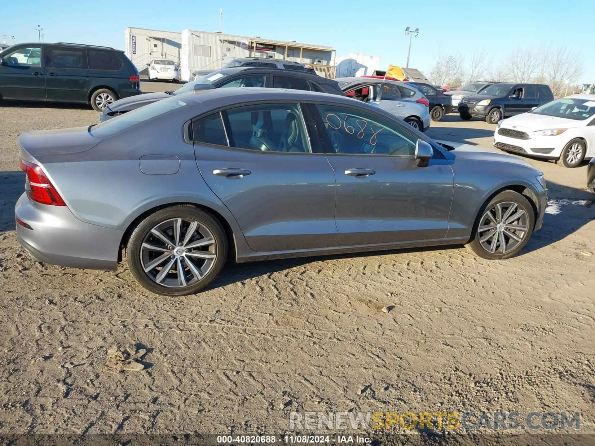 13 Photograph of a damaged car 7JR102FK9MG080454 VOLVO S60 2021