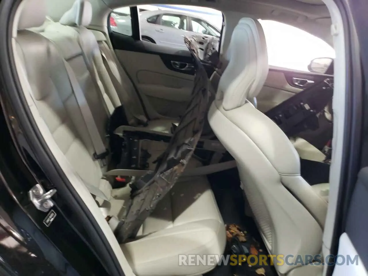 10 Photograph of a damaged car 7JR102TL7MG123234 VOLVO S60 2021