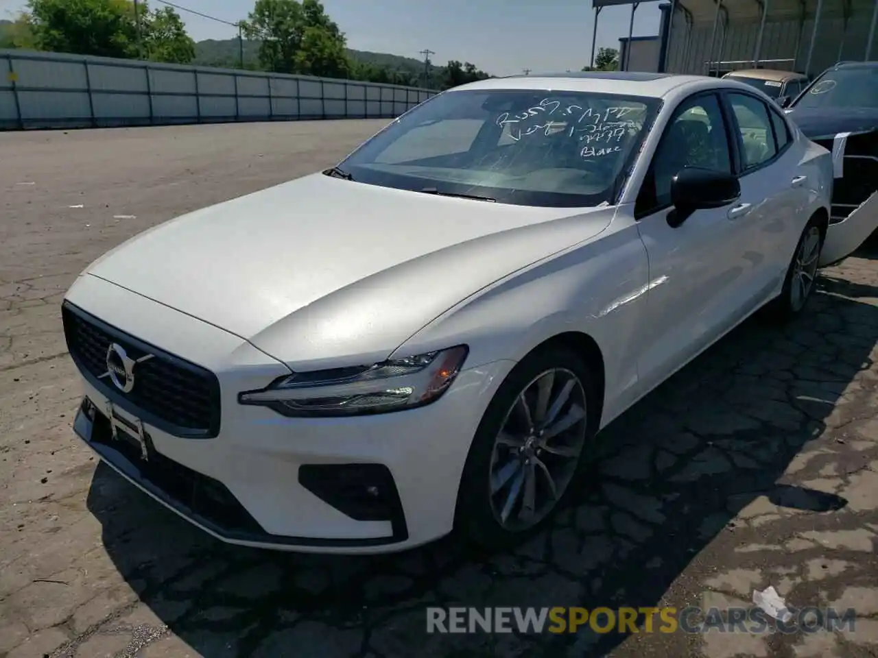 2 Photograph of a damaged car 7JR102TZ3MG107777 VOLVO S60 2021