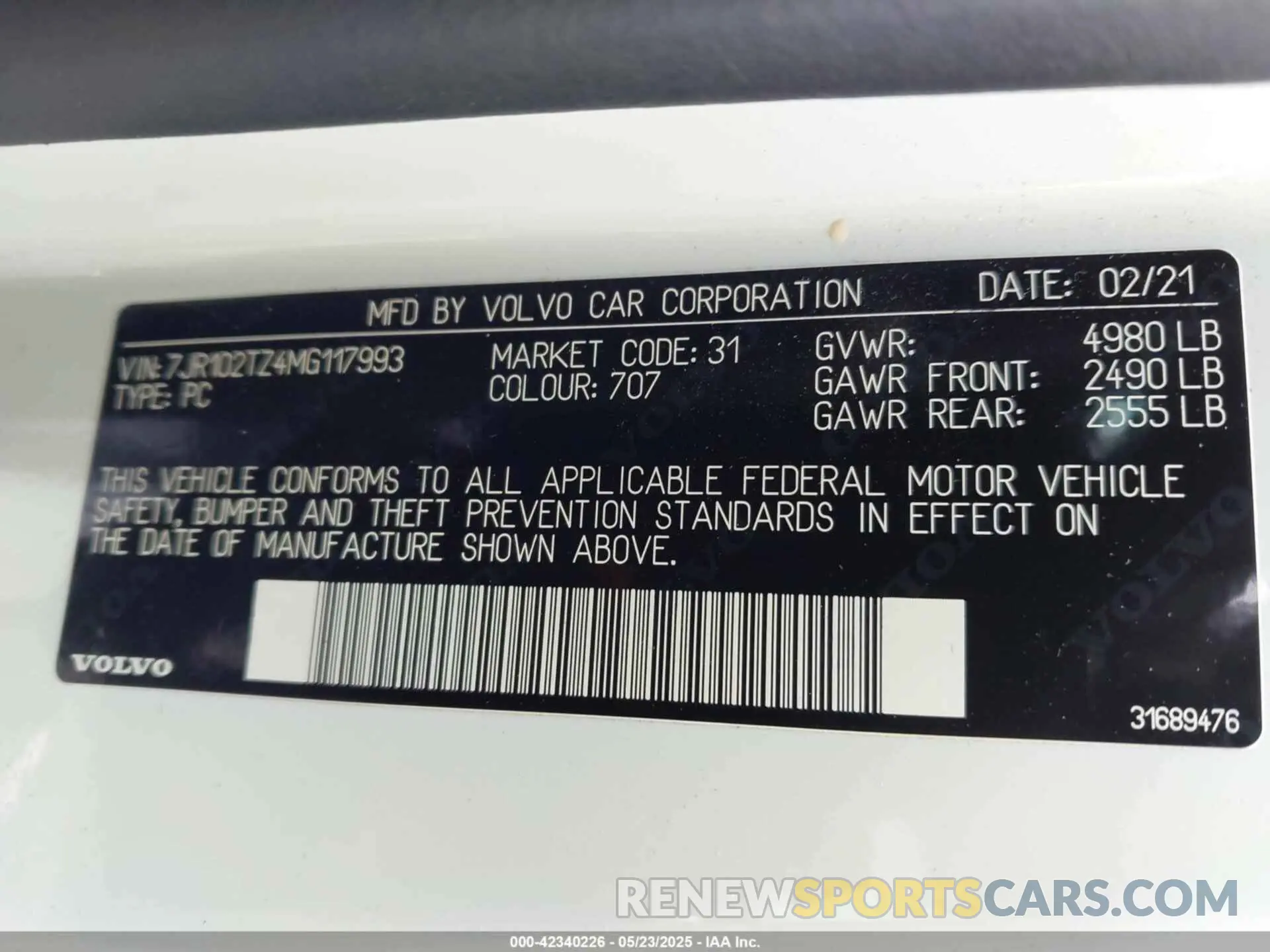 9 Photograph of a damaged car 7JR102TZ4MG117993 VOLVO S60 2021