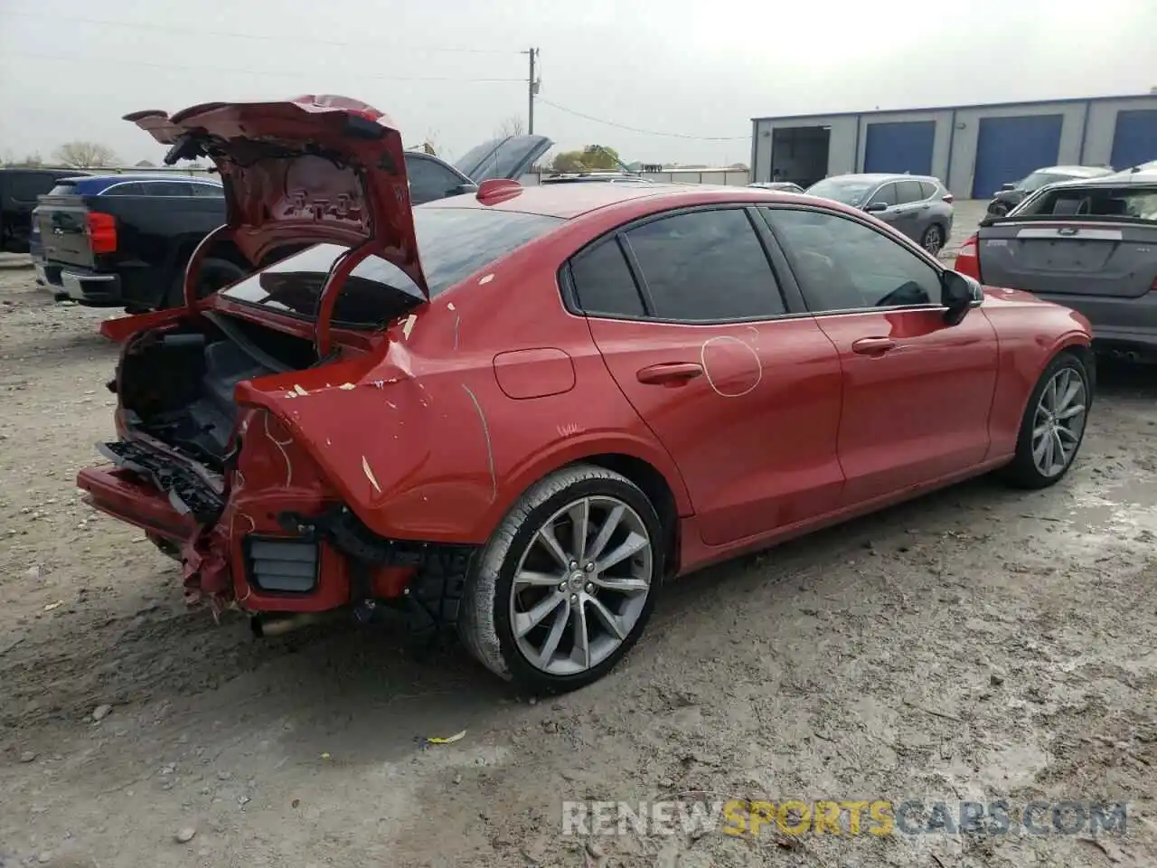 3 Photograph of a damaged car 7JR102TZ6MG109054 VOLVO S60 2021