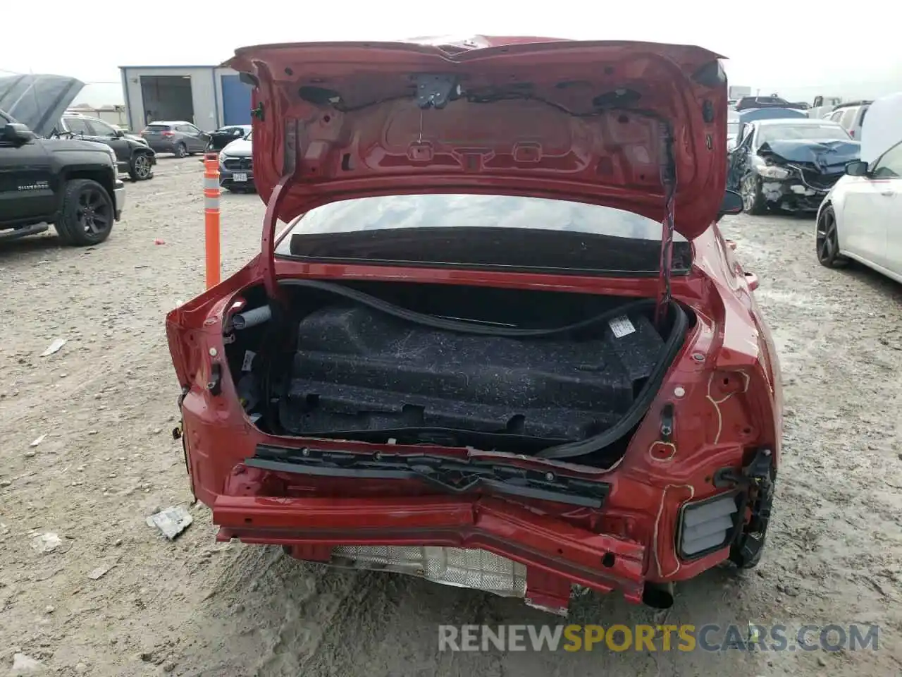 6 Photograph of a damaged car 7JR102TZ6MG109054 VOLVO S60 2021