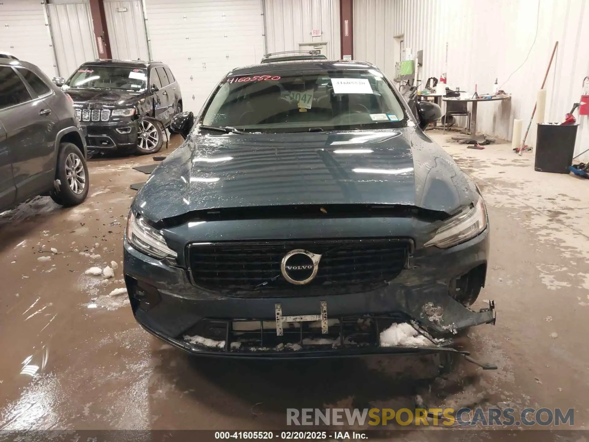 12 Photograph of a damaged car 7JR102TZ8MG118869 VOLVO S60 2021