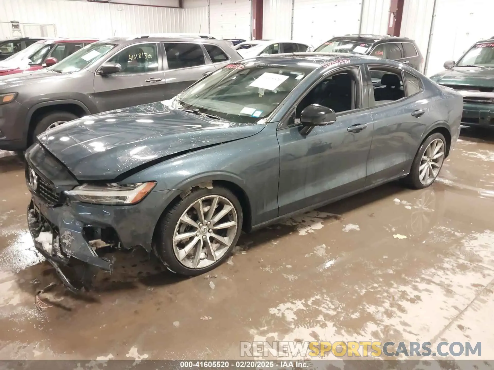 2 Photograph of a damaged car 7JR102TZ8MG118869 VOLVO S60 2021