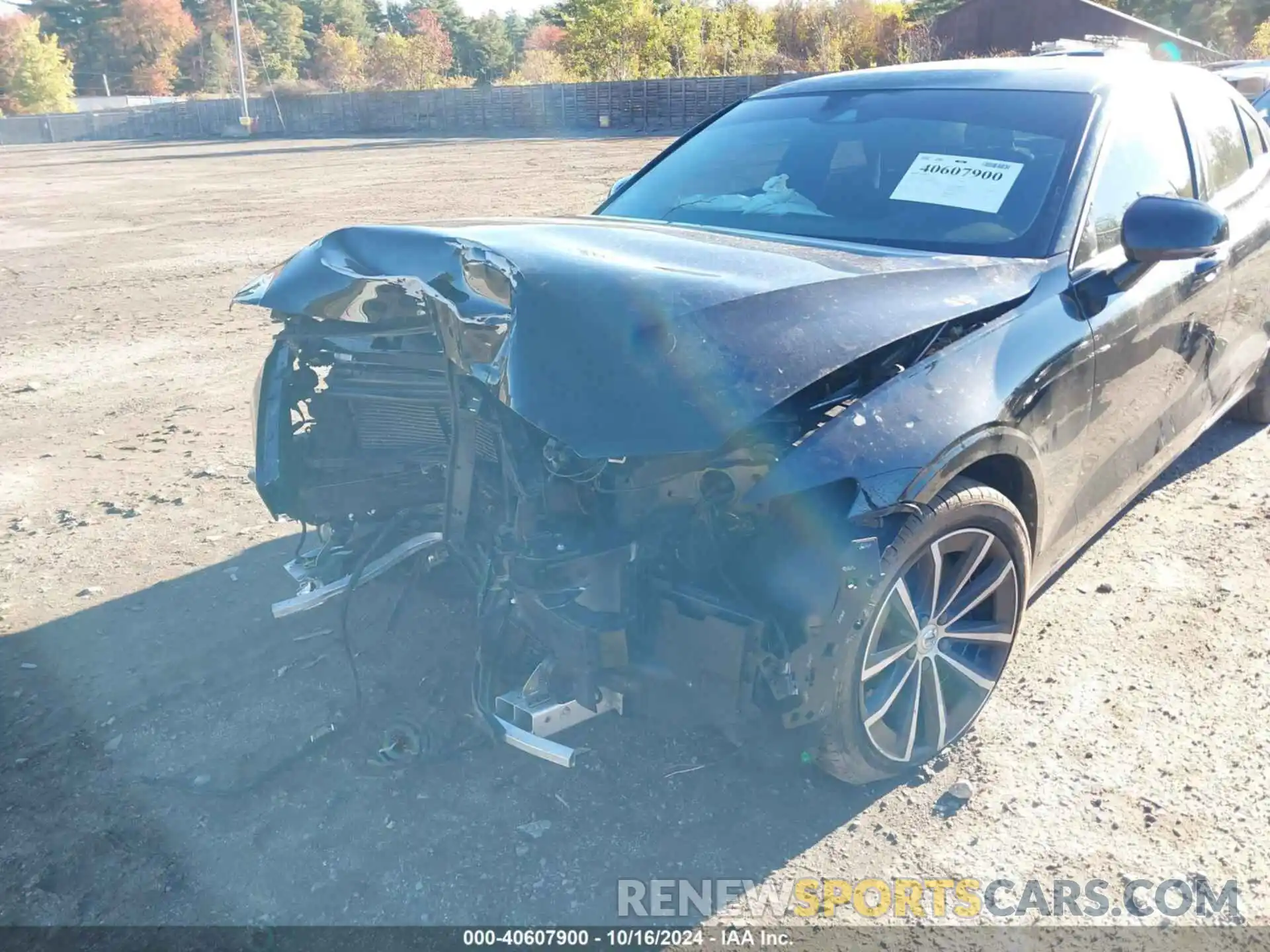 6 Photograph of a damaged car 7JRA22TK3MG096812 VOLVO S60 2021