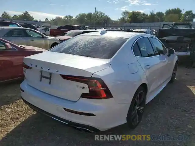 4 Photograph of a damaged car 7JRA22TL6MG081195 VOLVO S60 2021