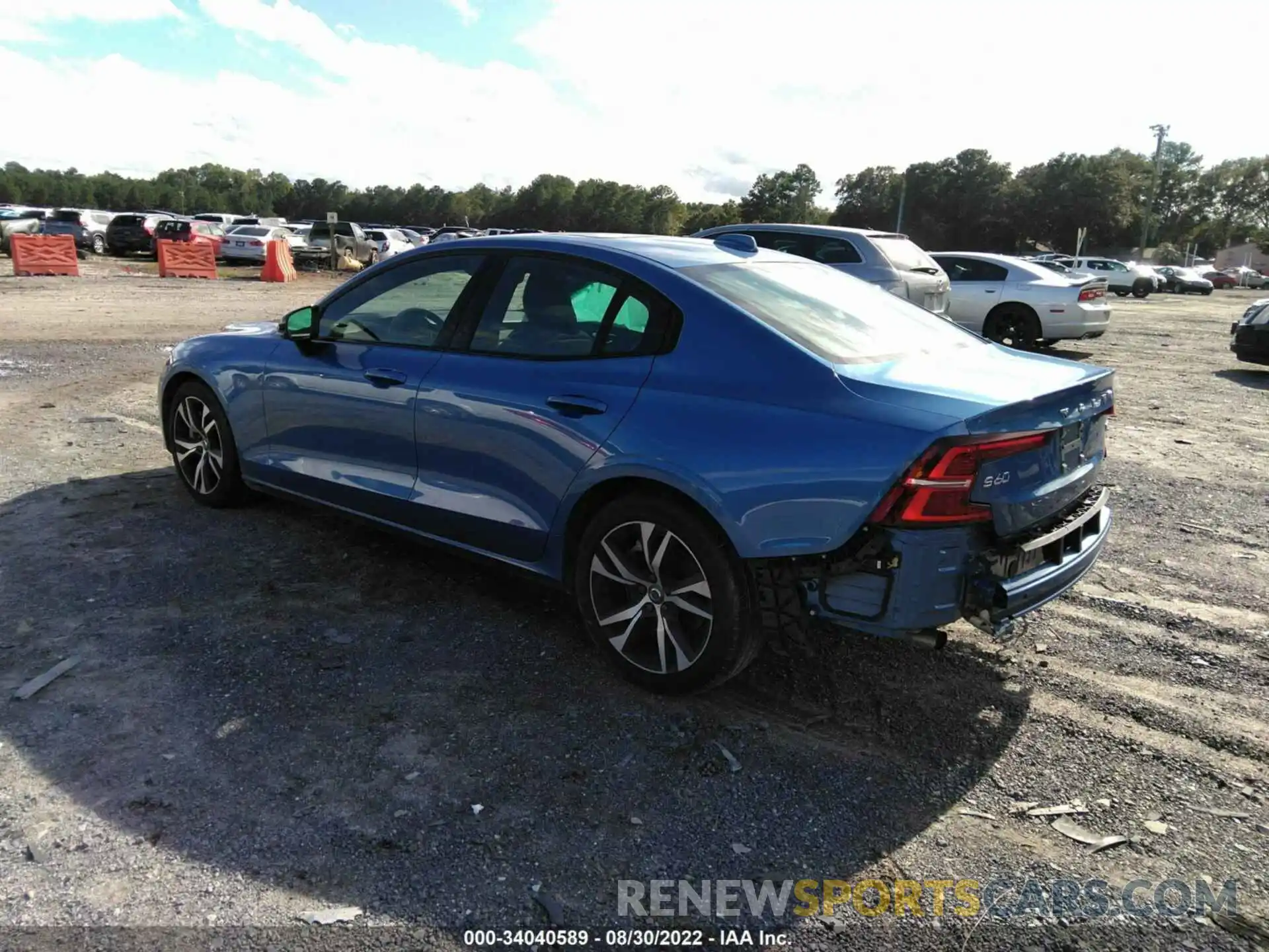 3 Photograph of a damaged car 7JRA22TM3MG102299 VOLVO S60 2021