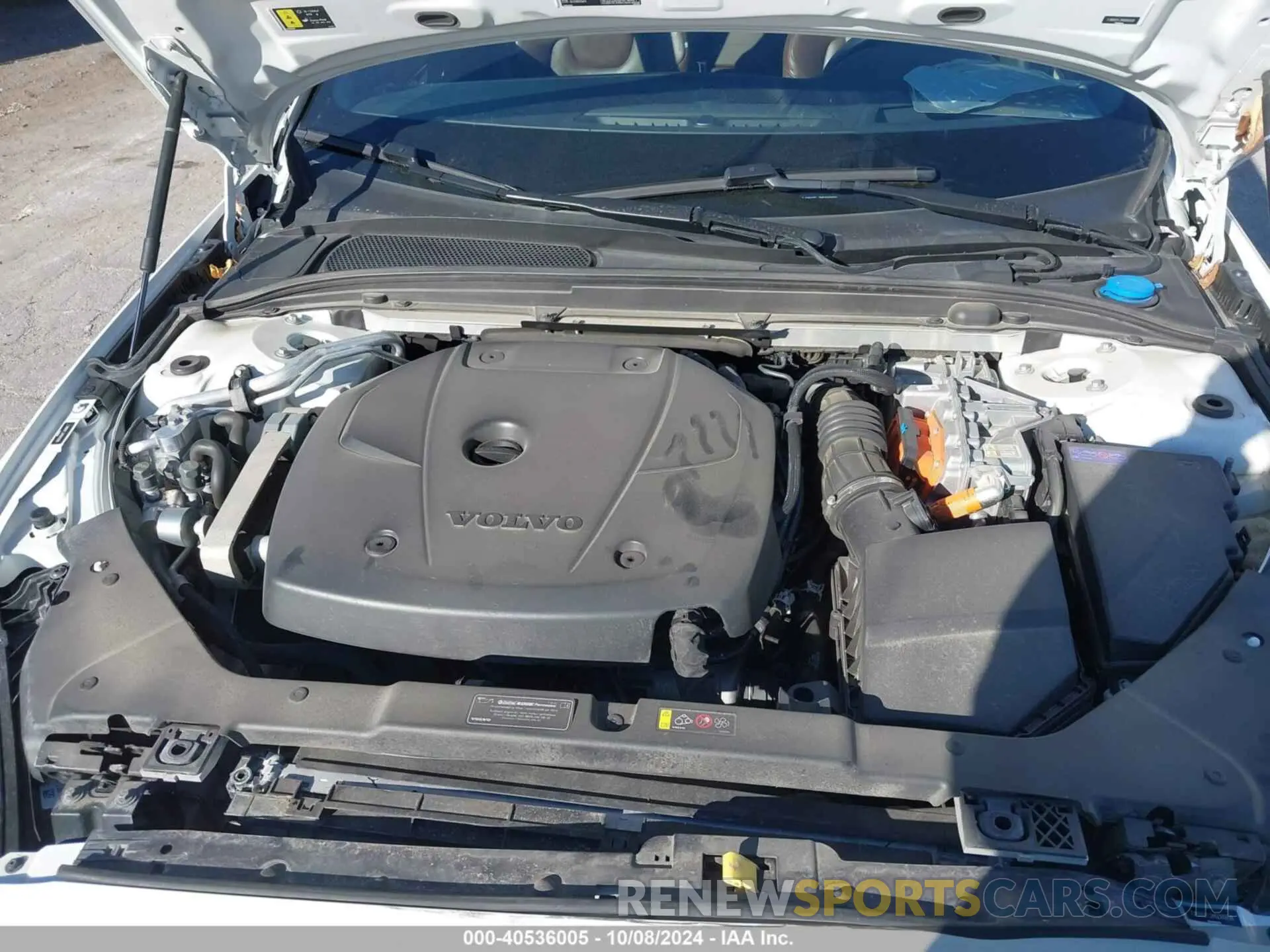 10 Photograph of a damaged car 7JRBR0FL2MG080609 VOLVO S60 2021