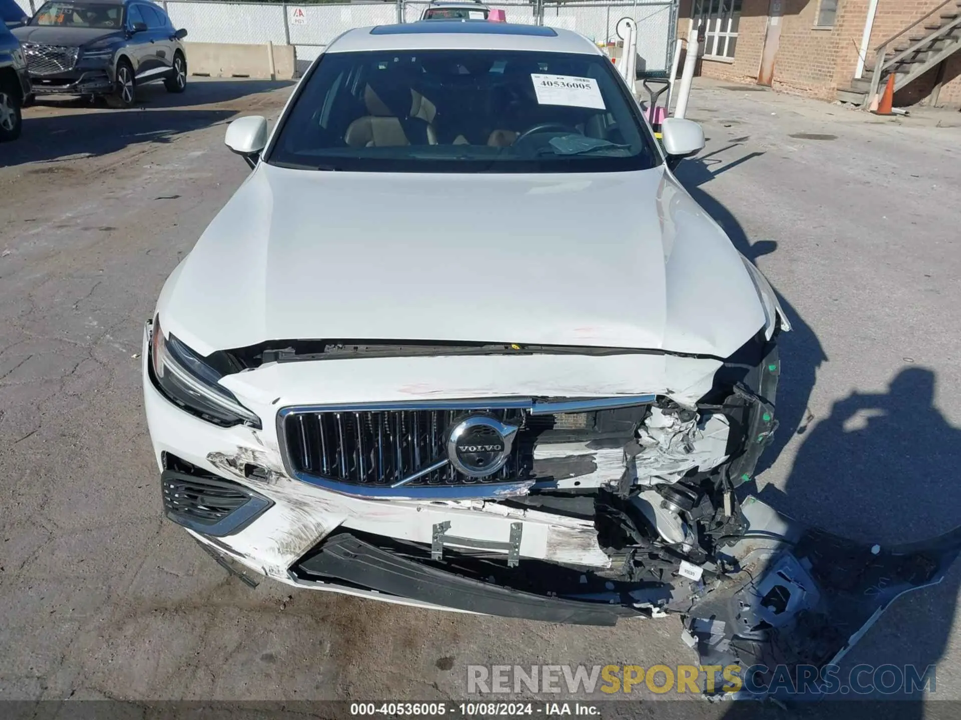 12 Photograph of a damaged car 7JRBR0FL2MG080609 VOLVO S60 2021