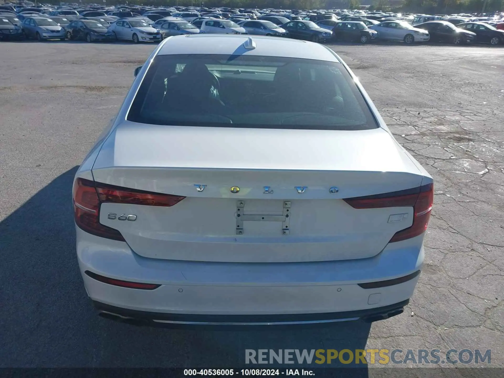 16 Photograph of a damaged car 7JRBR0FL2MG080609 VOLVO S60 2021