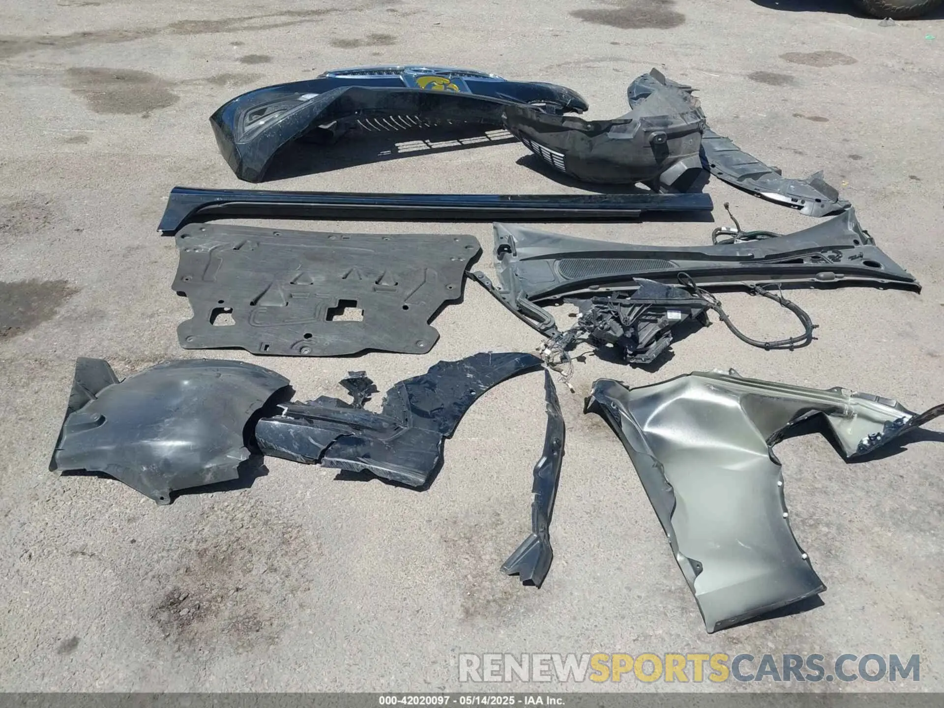 12 Photograph of a damaged car 7JRL12TL3NG177718 VOLVO S60 2022
