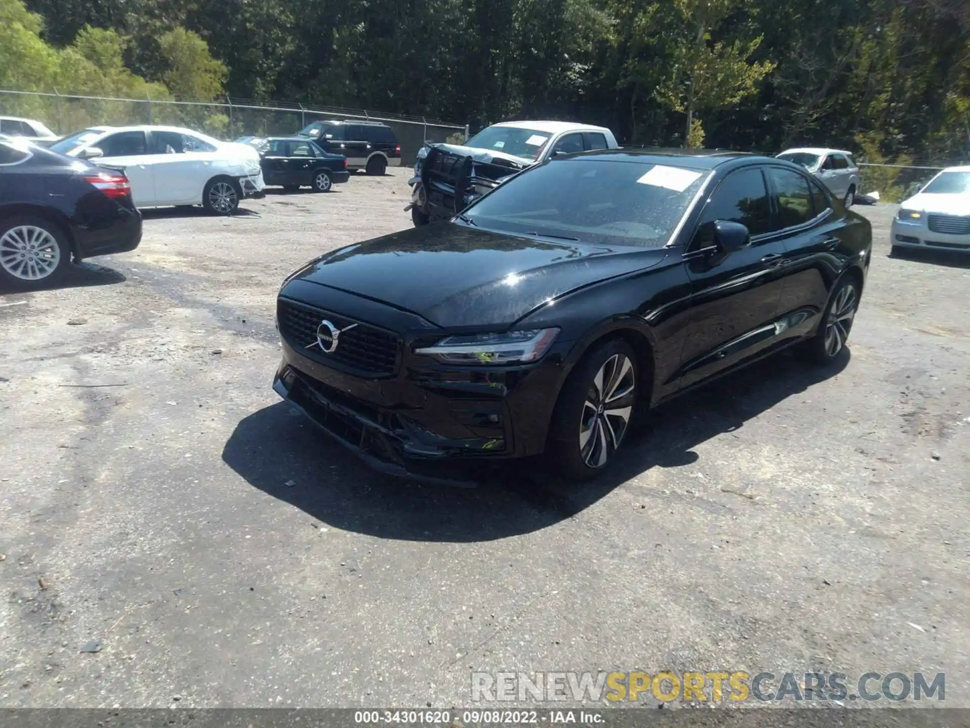 2 Photograph of a damaged car 7JRL12TZ1NG153860 VOLVO S60 2022