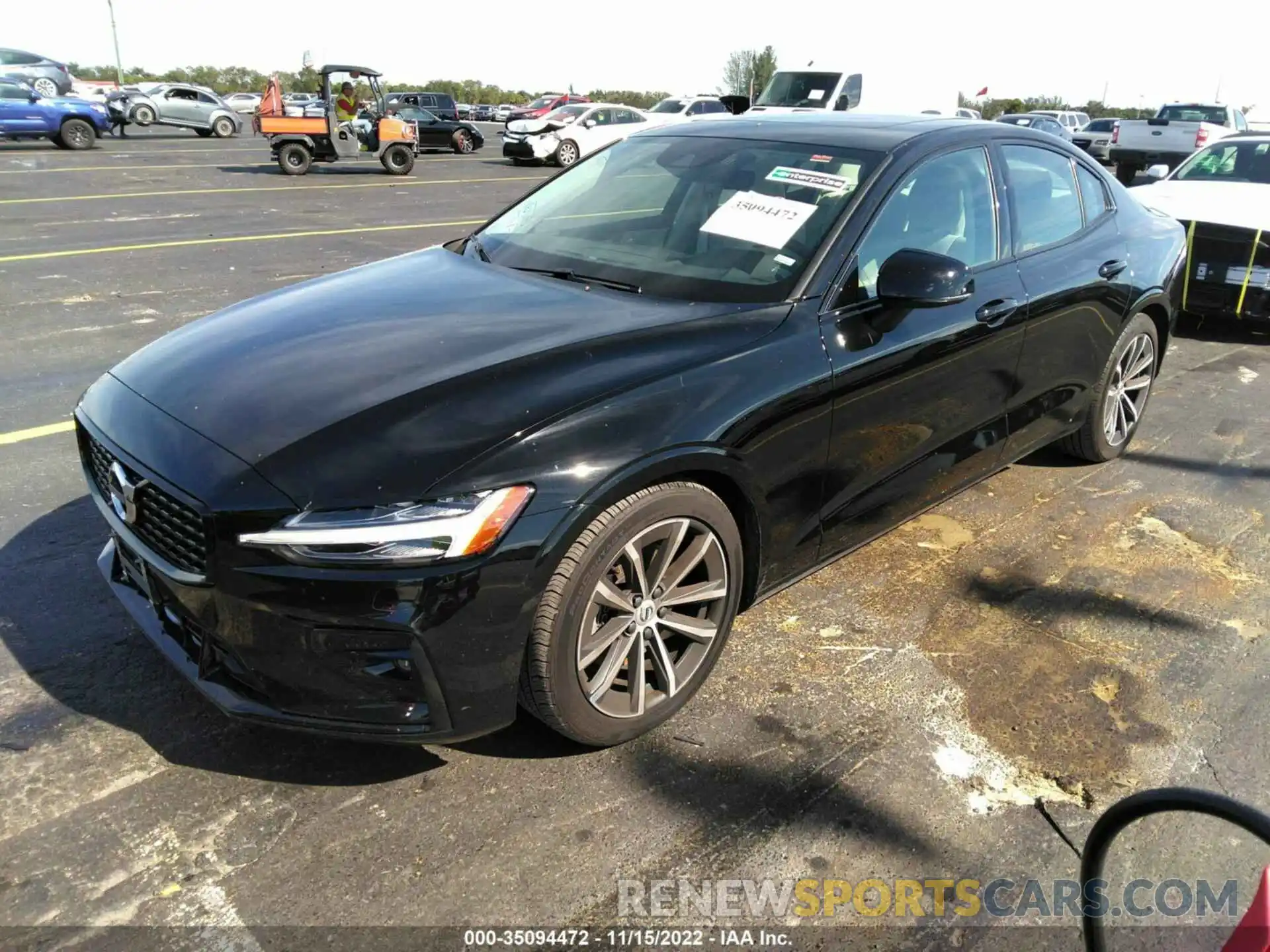 2 Photograph of a damaged car 7JRL12TZ3NG177688 VOLVO S60 2022