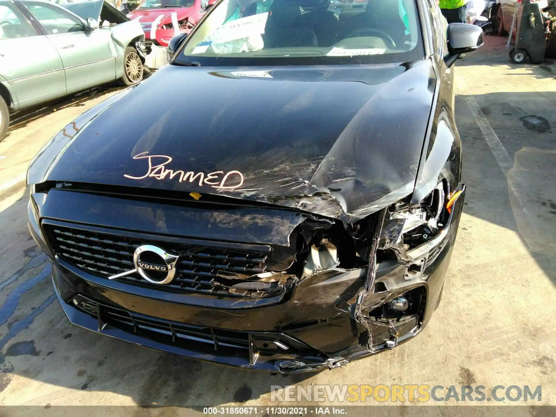 6 Photograph of a damaged car 7JRL12TZ9NG161799 VOLVO S60 2022