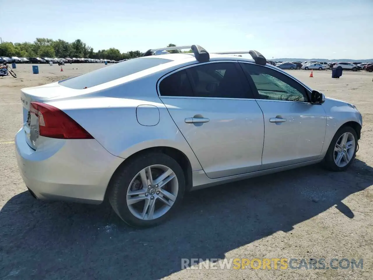 3 Photograph of a damaged car YV1612FH9E2296481 VOLVO S60 2022
