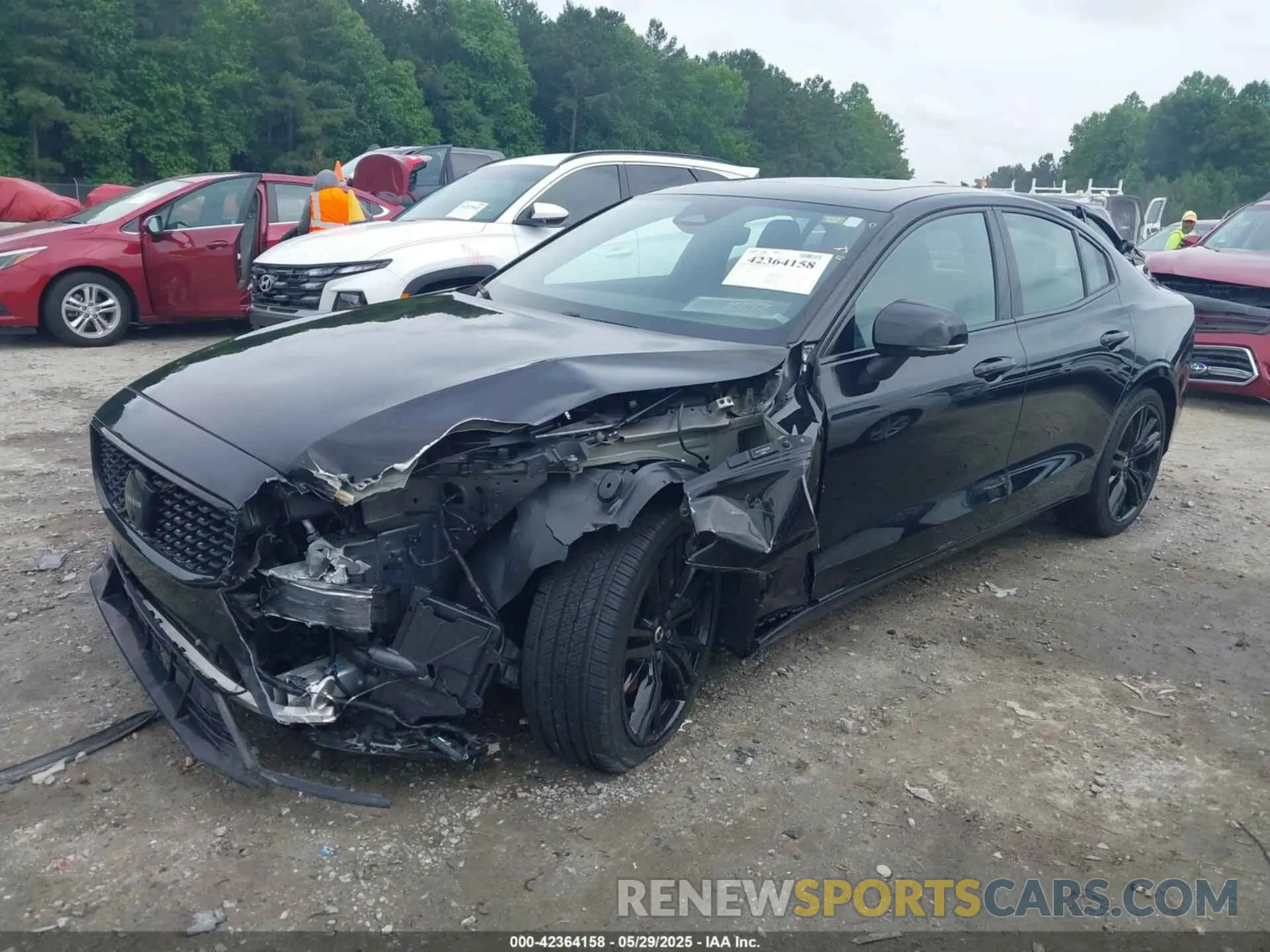 2 Photograph of a damaged car 7JRL12FJ3PG250292 VOLVO S60 2023