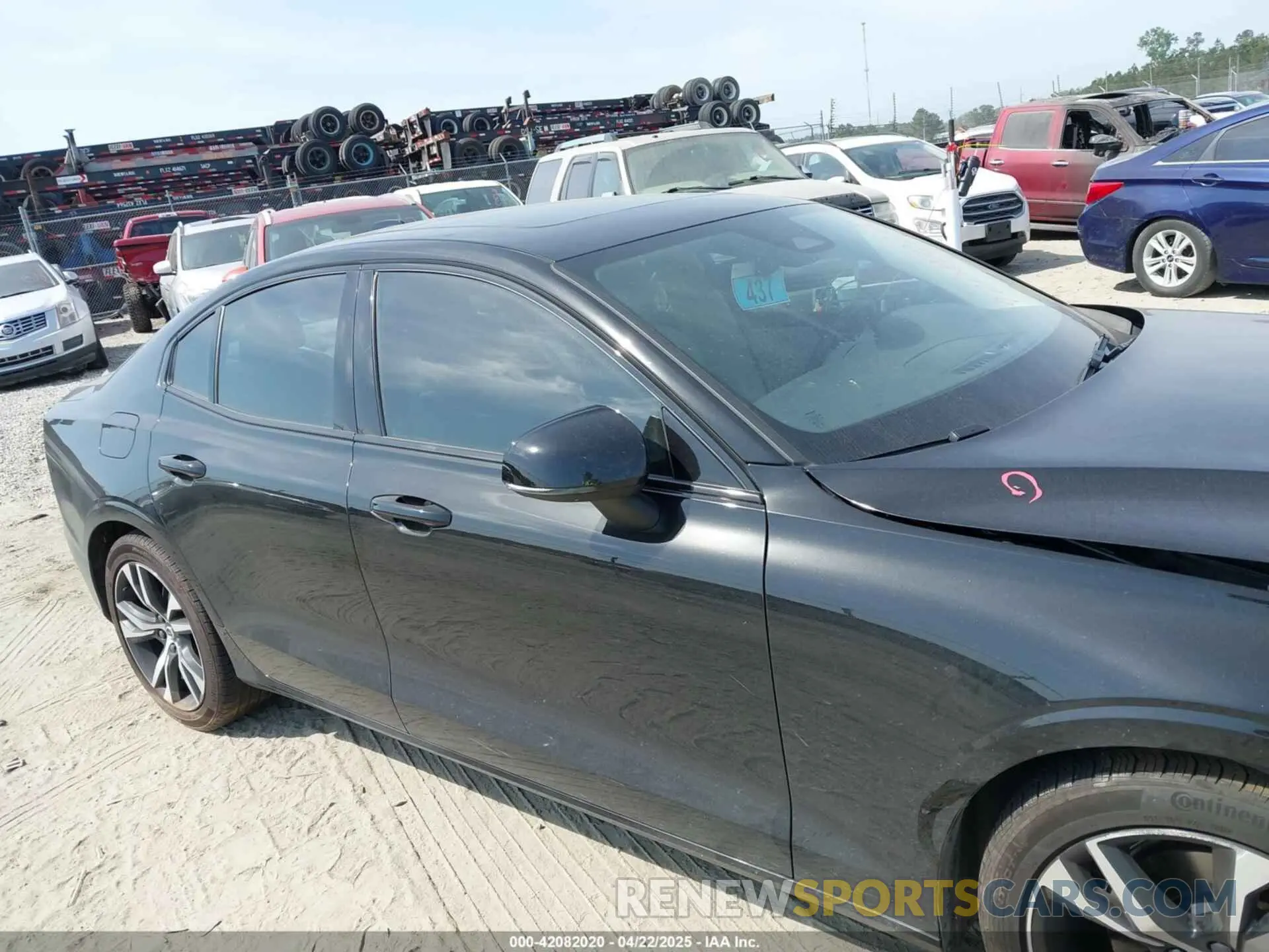 13 Photograph of a damaged car 7JRL12FV2PG234605 VOLVO S60 2023