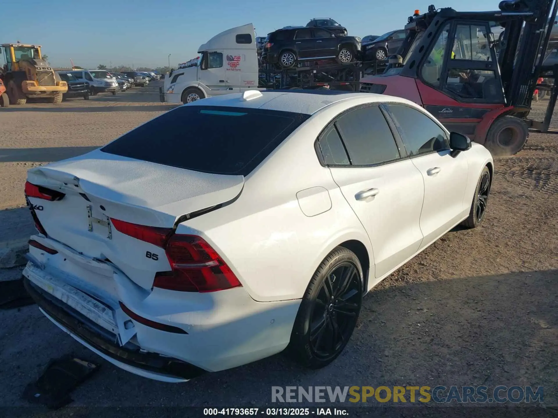 4 Photograph of a damaged car 7JRL12FH3RG305484 VOLVO S60 2024