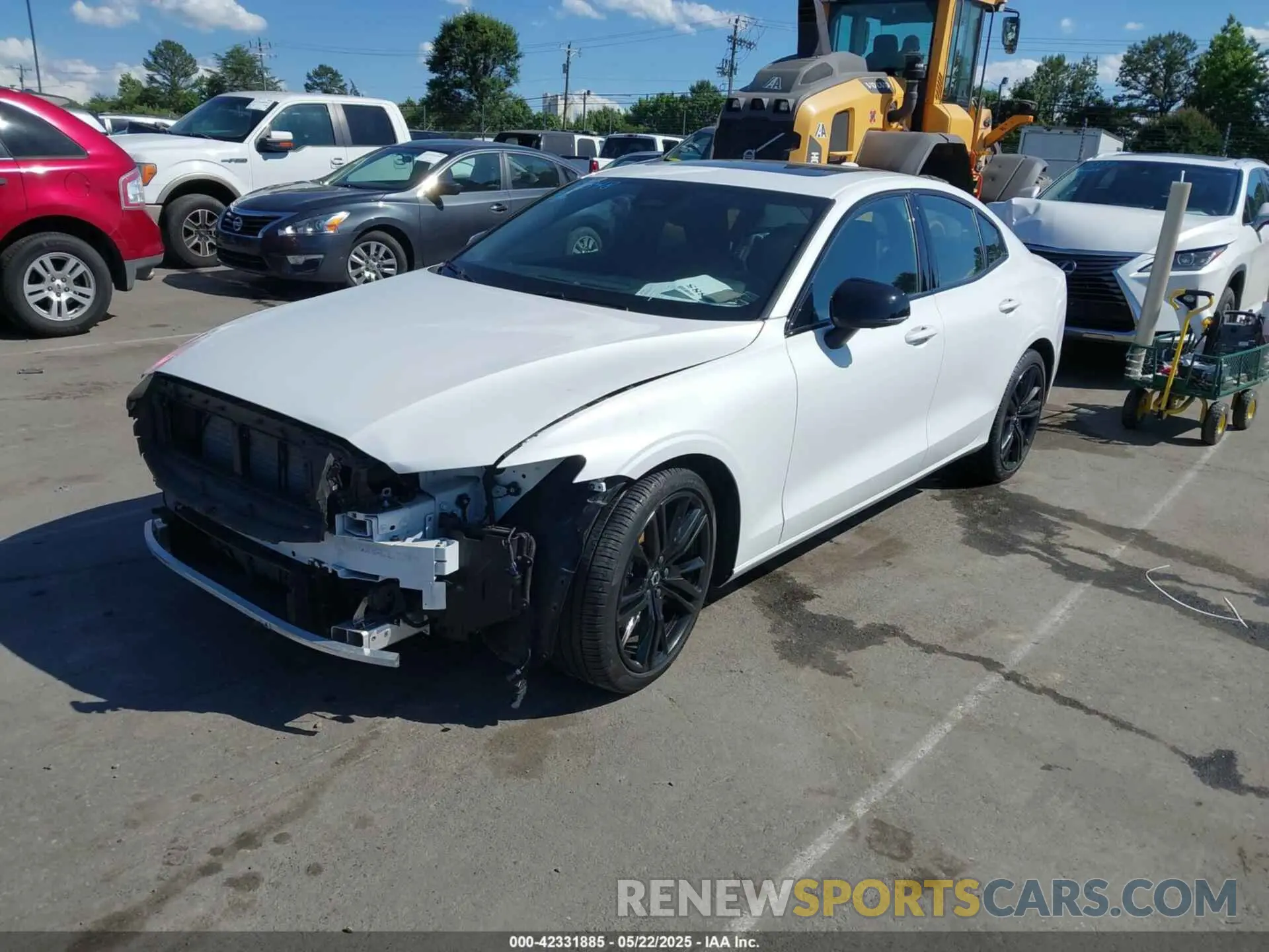 2 Photograph of a damaged car 7JRL12FH5RG314705 VOLVO S60 2024