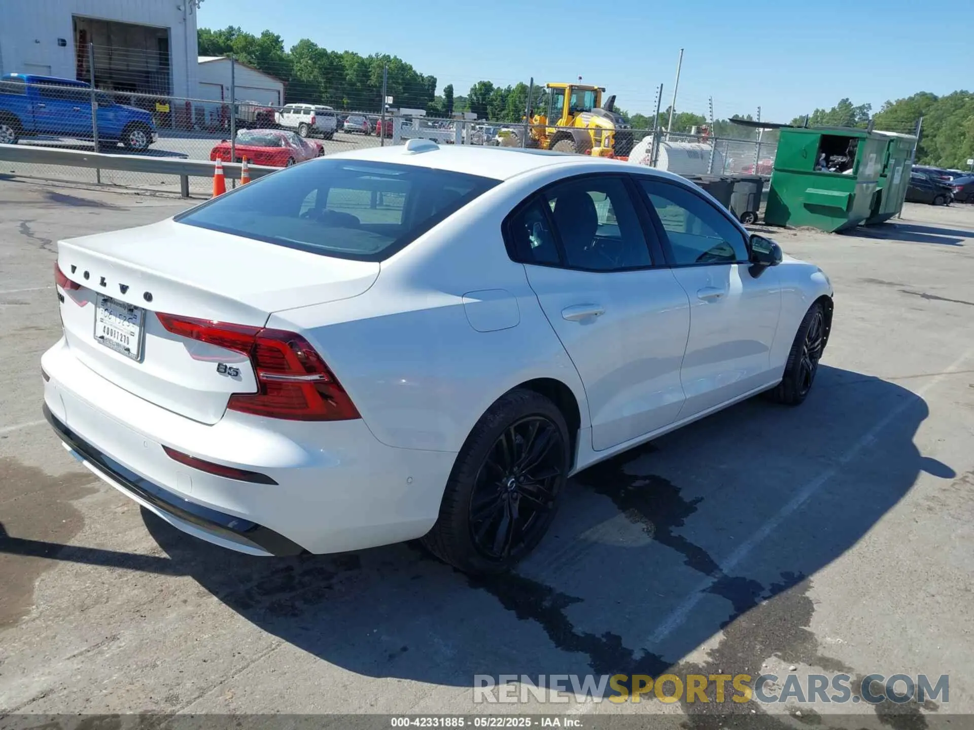 4 Photograph of a damaged car 7JRL12FH5RG314705 VOLVO S60 2024