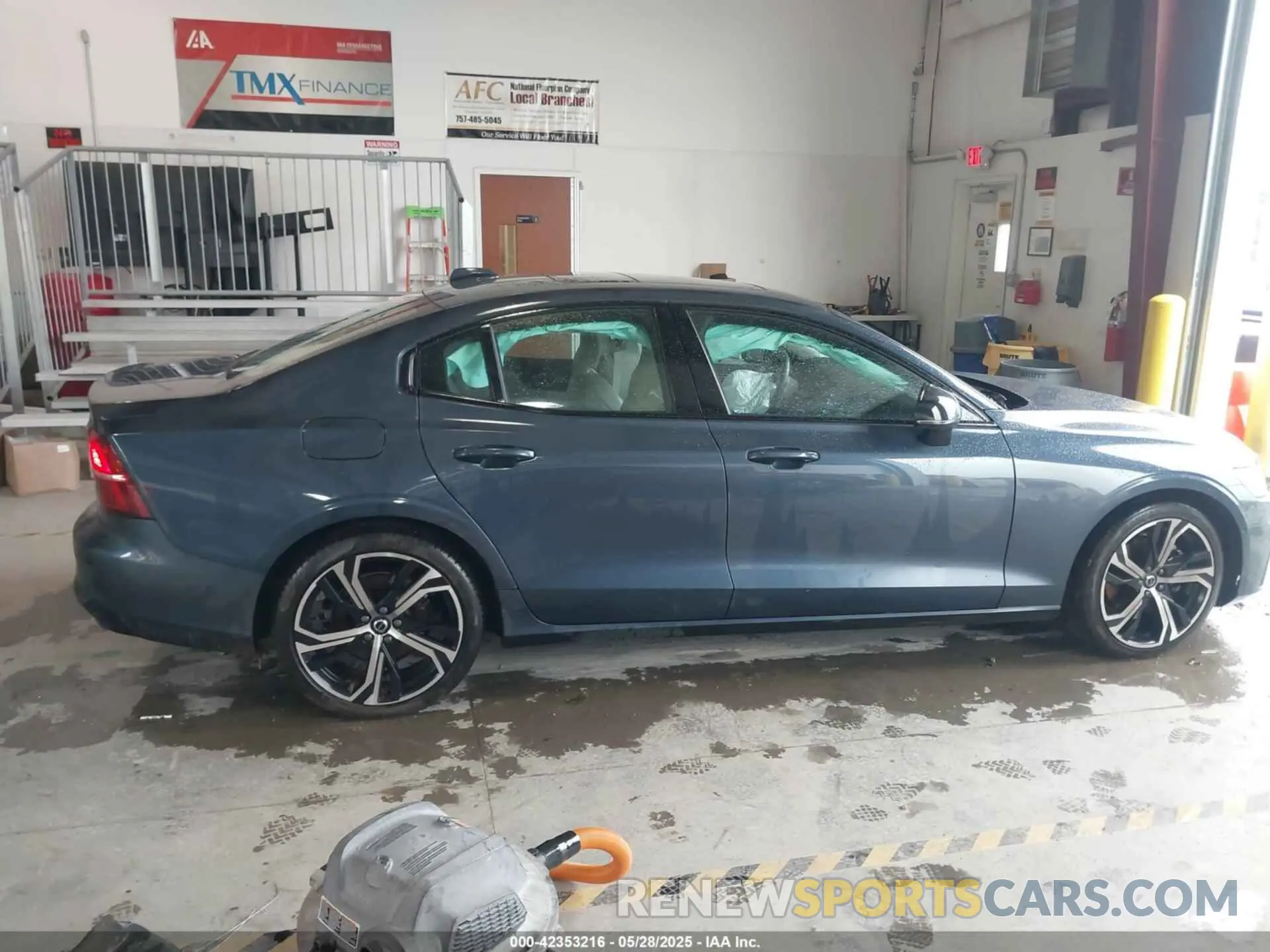 13 Photograph of a damaged car 7JRL12FL0RG295565 VOLVO S60 2024