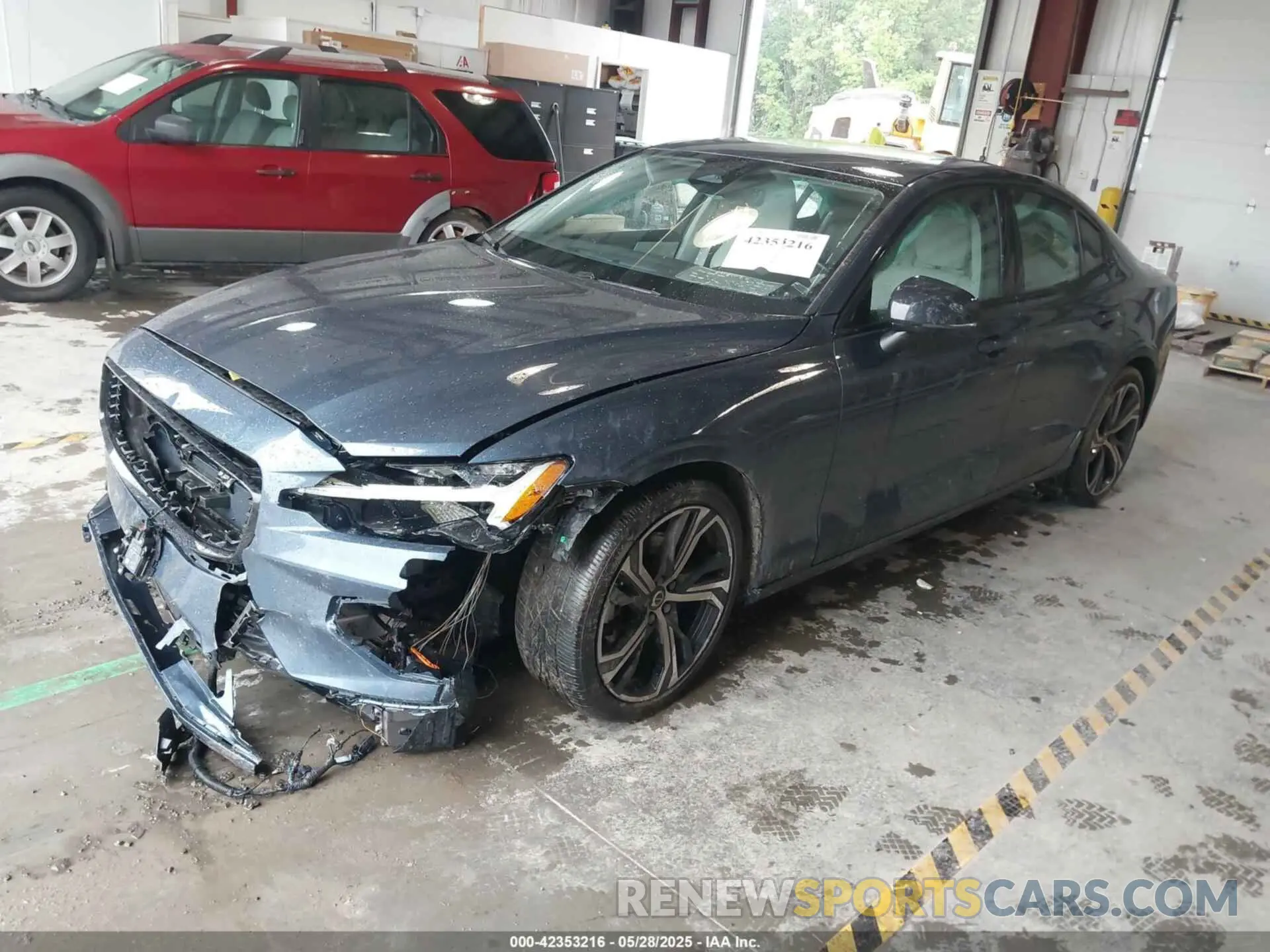 2 Photograph of a damaged car 7JRL12FL0RG295565 VOLVO S60 2024