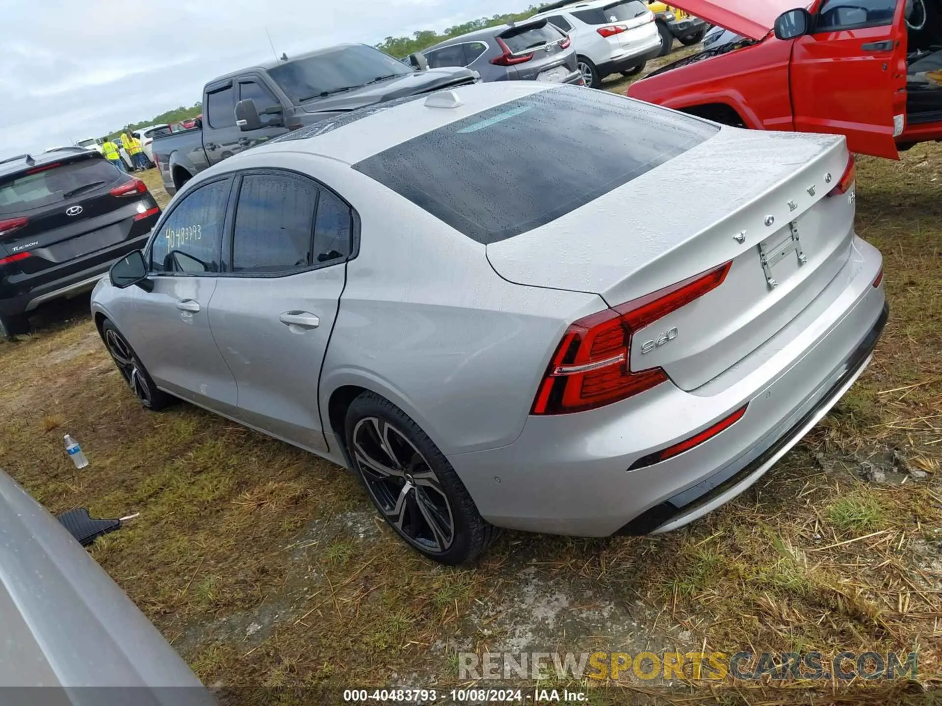 14 Photograph of a damaged car 7JRL12FL5RG313655 VOLVO S60 2024