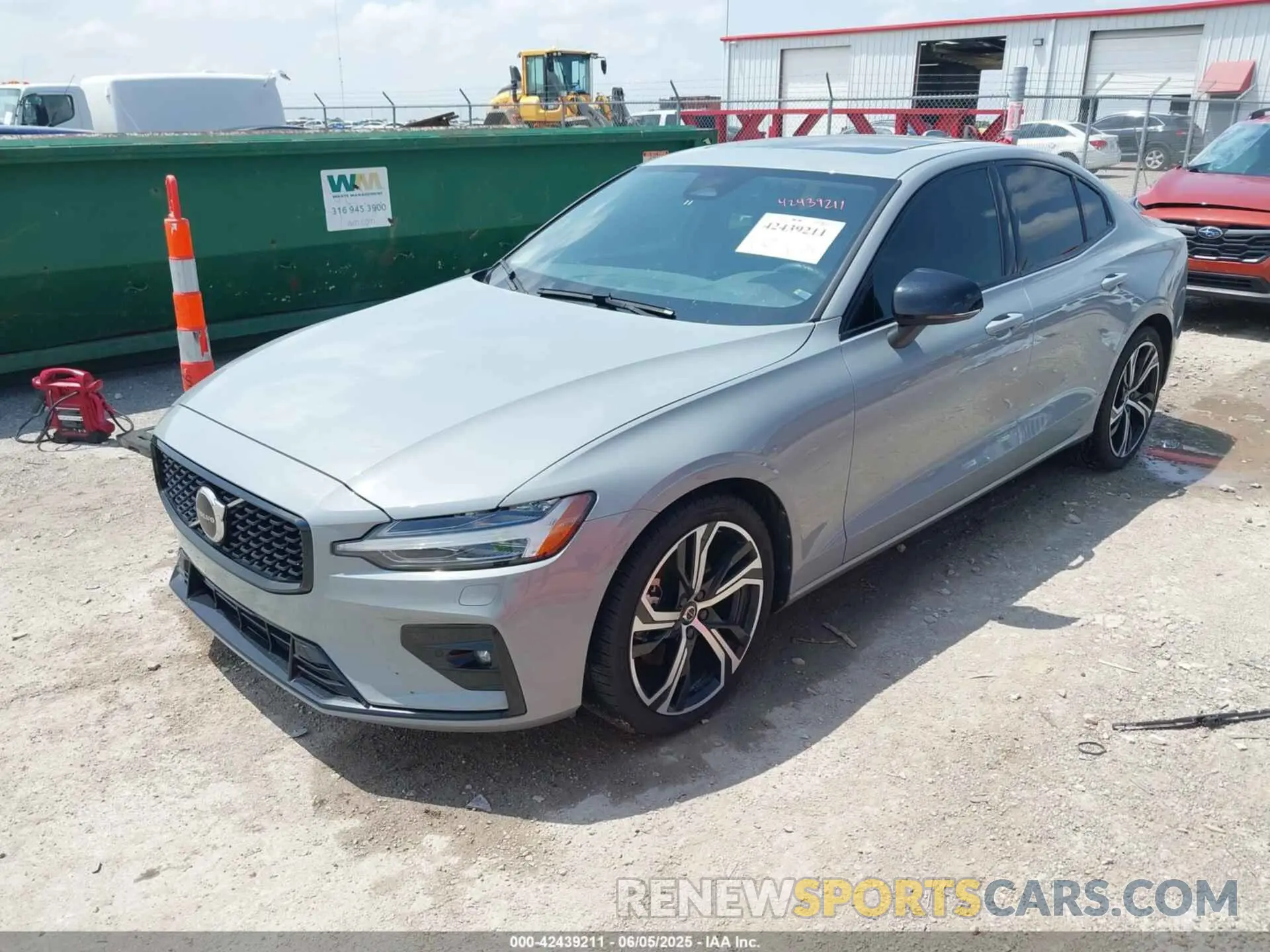 2 Photograph of a damaged car 7JRL12TK4RG282667 VOLVO S60 2024