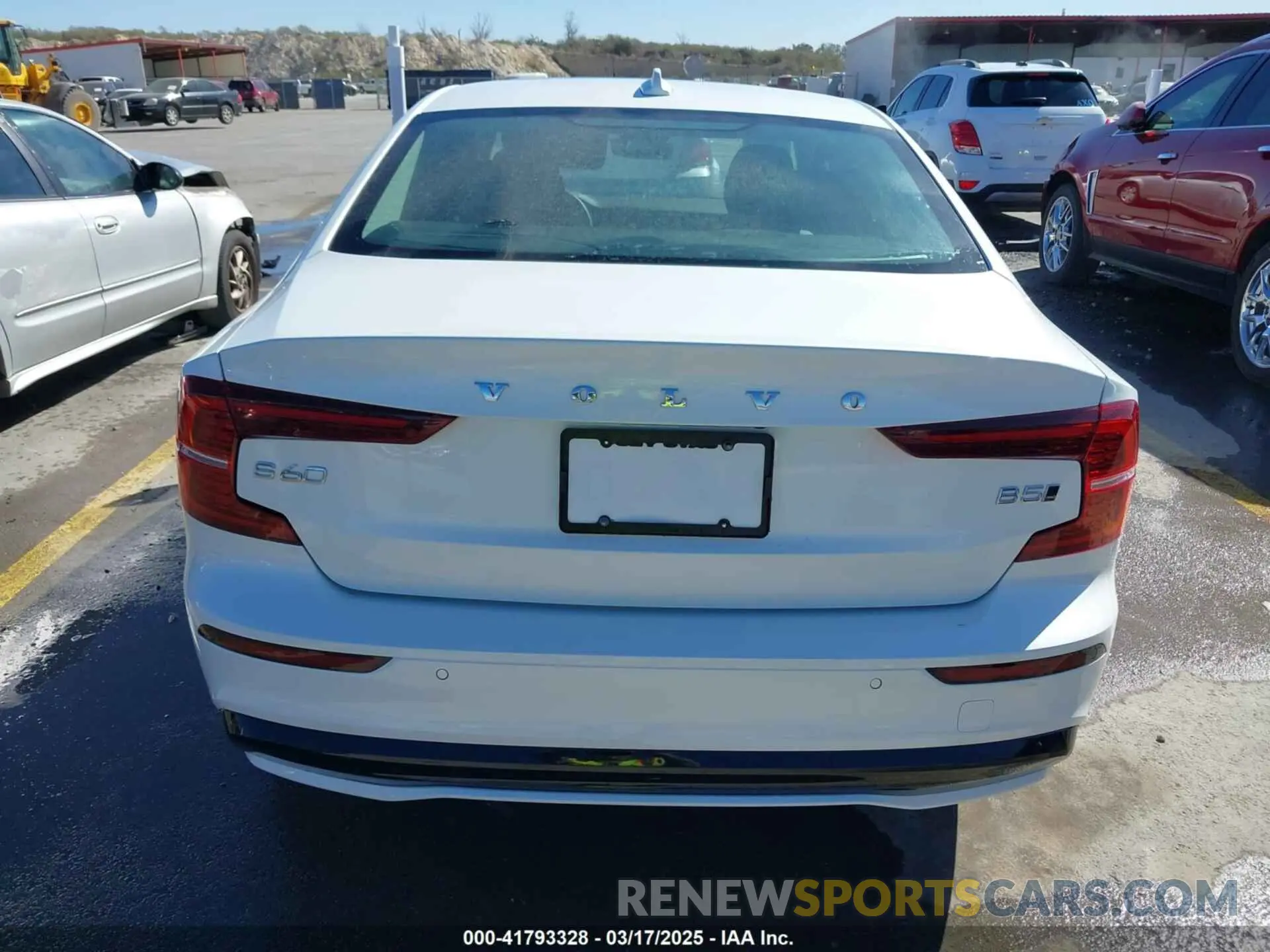 16 Photograph of a damaged car 7JRL12TK5RG303283 VOLVO S60 2024