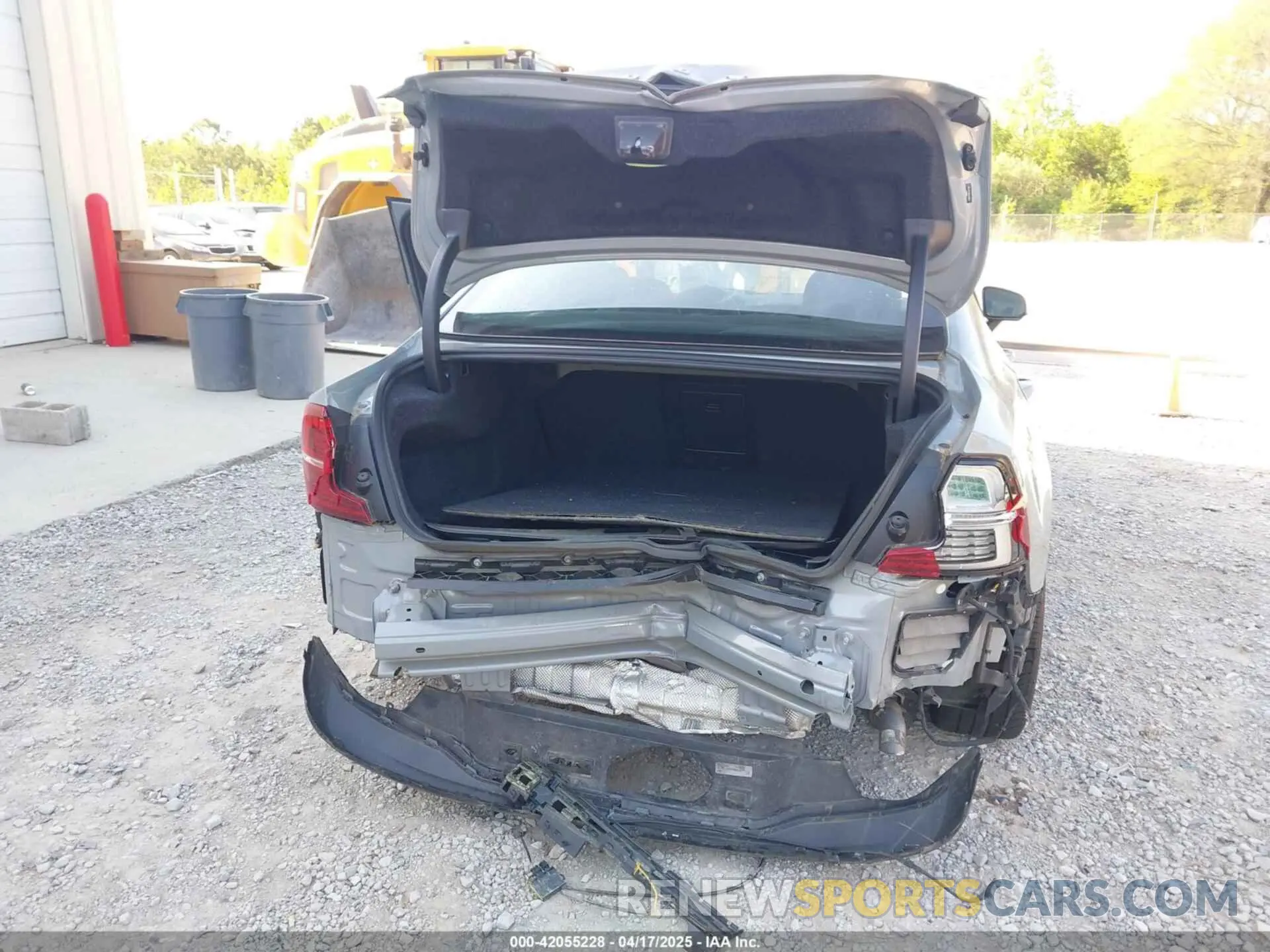 6 Photograph of a damaged car 7JRL12TK8RG313547 VOLVO S60 2024