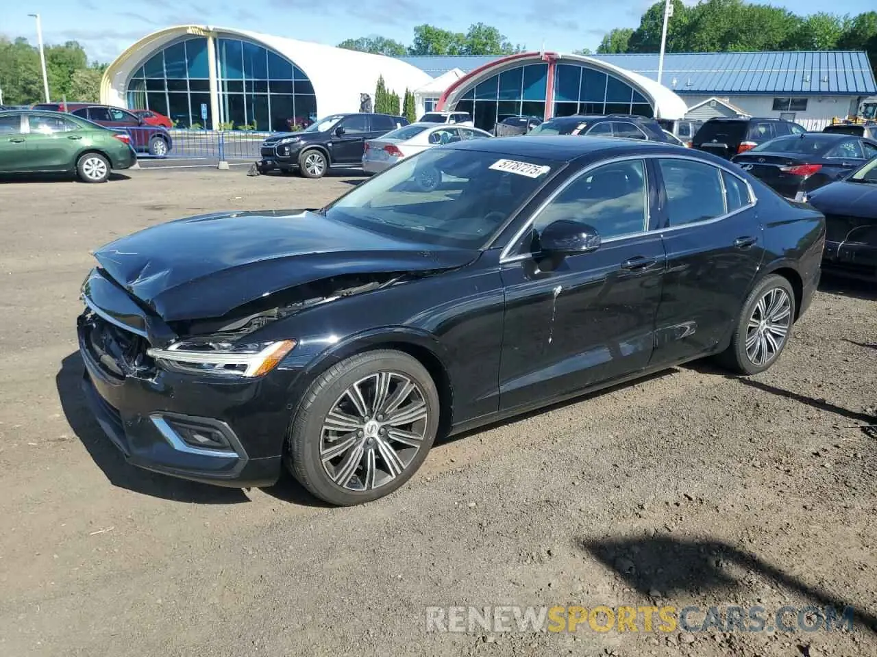 1 Photograph of a damaged car 7JRL12TL3NG172745 VOLVO S60 B5 INS 2022