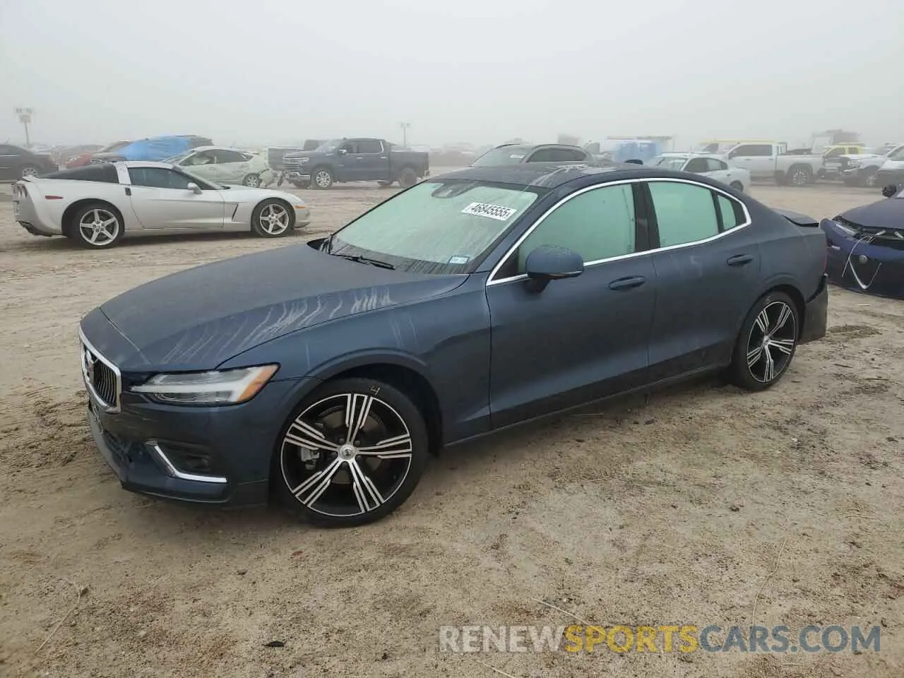 1 Photograph of a damaged car 7JRL12TL4NG175850 VOLVO S60 B5 INS 2022