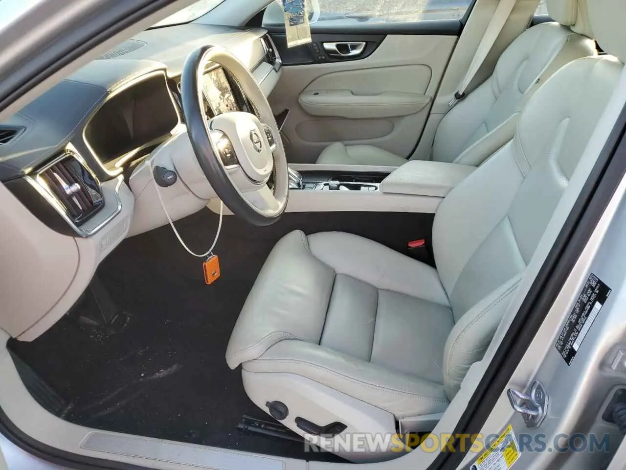 7 Photograph of a damaged car 7JRL12TL9NG177481 VOLVO S60 B5 INS 2022