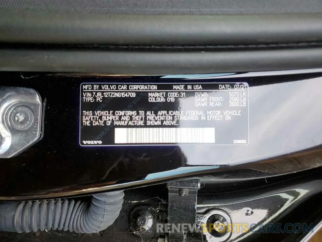 13 Photograph of a damaged car 7JRL12TZ2NG154709 VOLVO S60 B5 MOM 2022