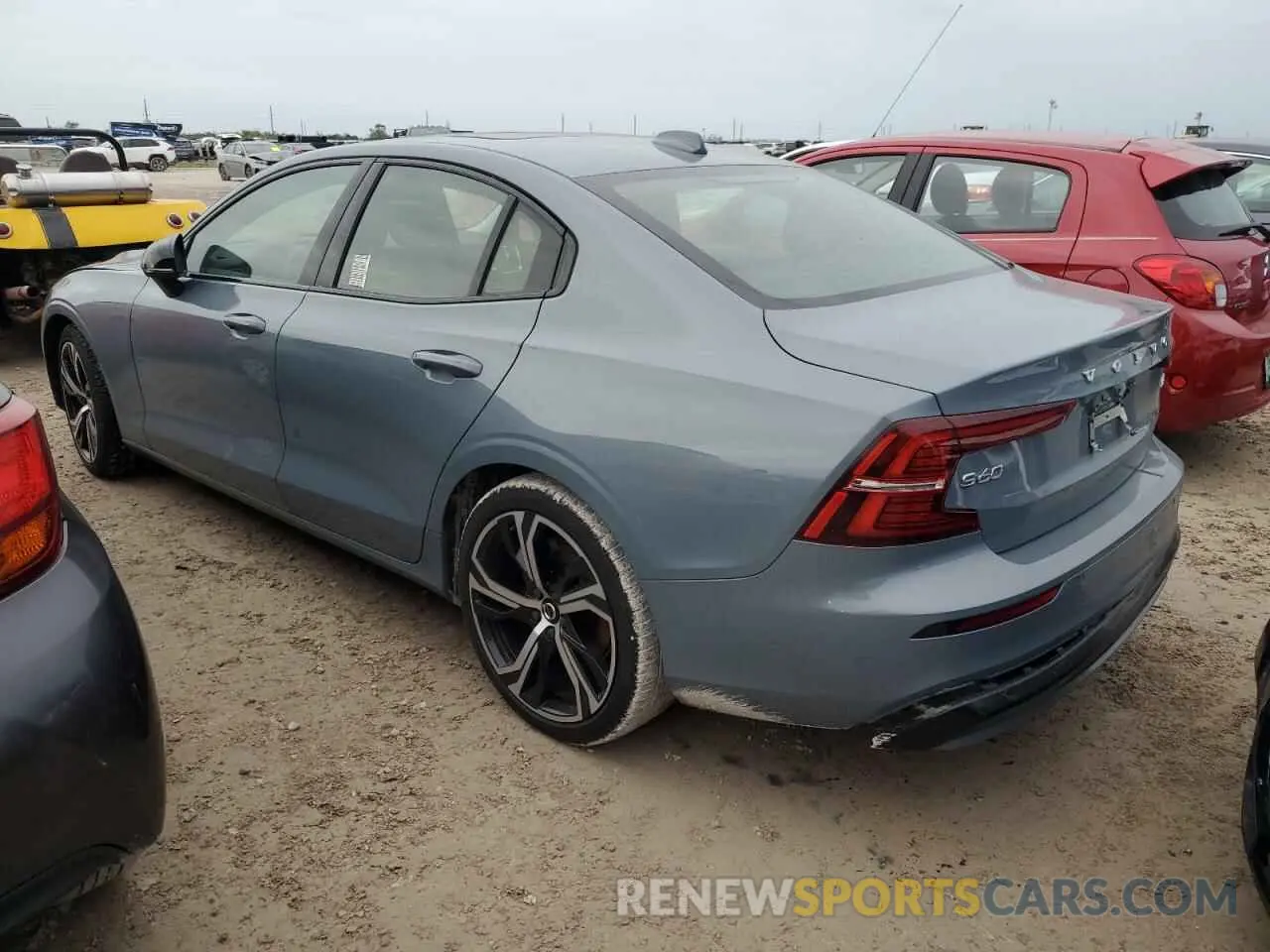 2 Photograph of a damaged car 7JRL12FKXPG239878 VOLVO S60 CORE 2023