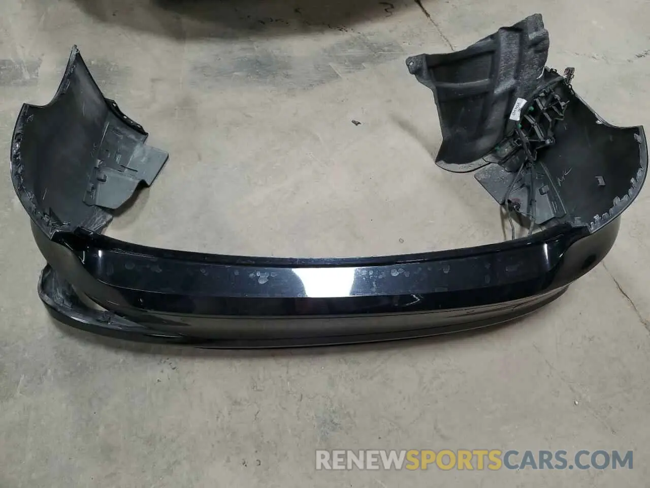 12 Photograph of a damaged car 7JRL12FK0RG318866 VOLVO S60 CORE 2024
