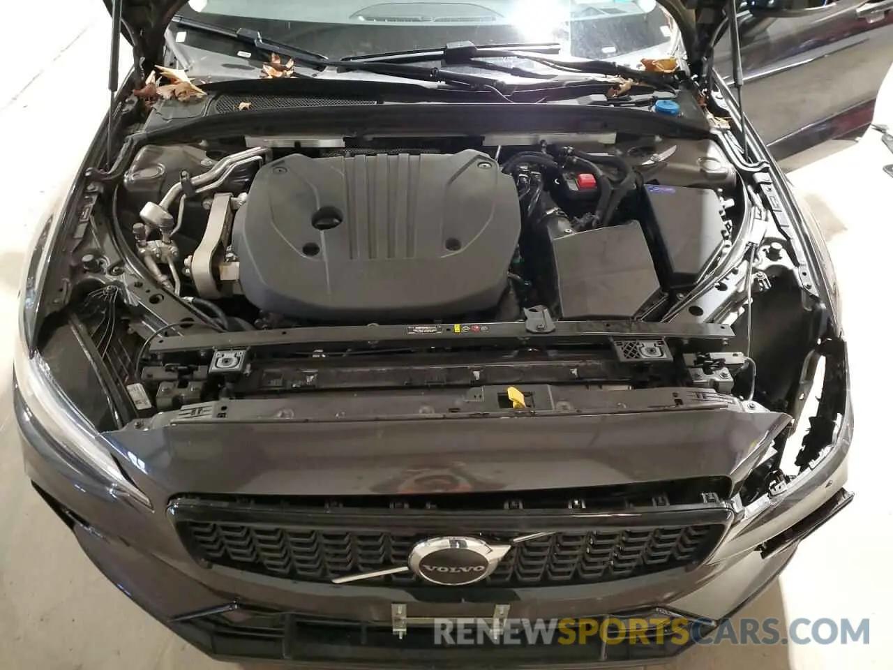 11 Photograph of a damaged car 7JRL12FK2RG321509 VOLVO S60 CORE 2024