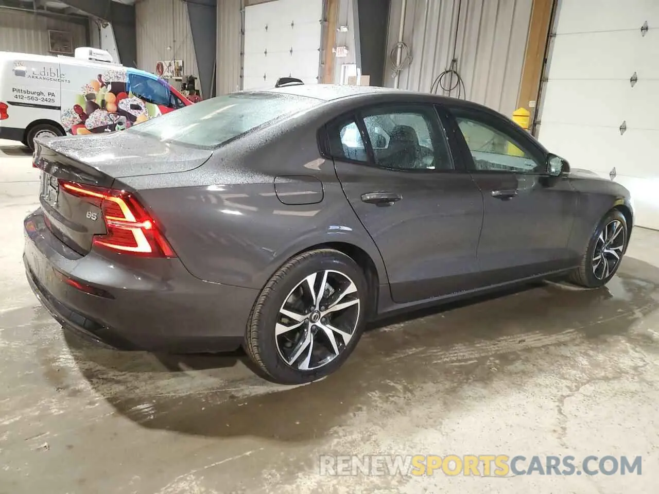 3 Photograph of a damaged car 7JRL12FK2RG321509 VOLVO S60 CORE 2024