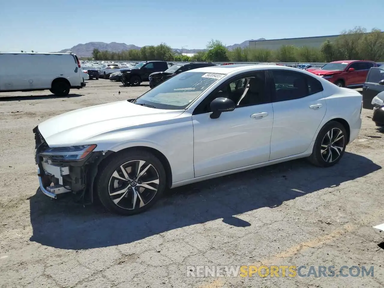1 Photograph of a damaged car 7JRL12FK6RG313431 VOLVO S60 CORE 2024