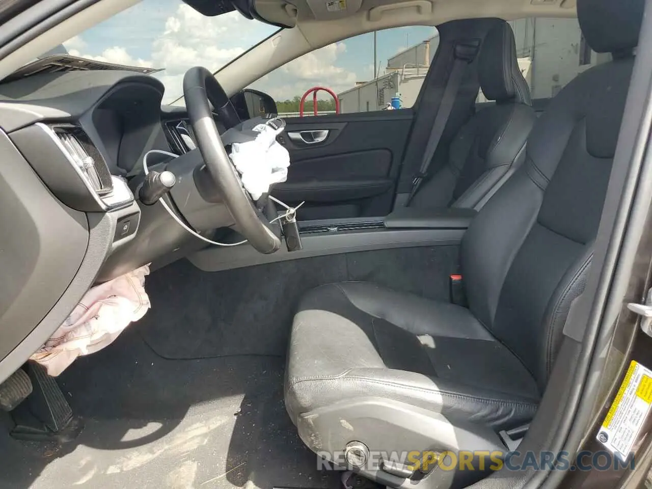 7 Photograph of a damaged car 7JRL12FK6RG321612 VOLVO S60 CORE 2024