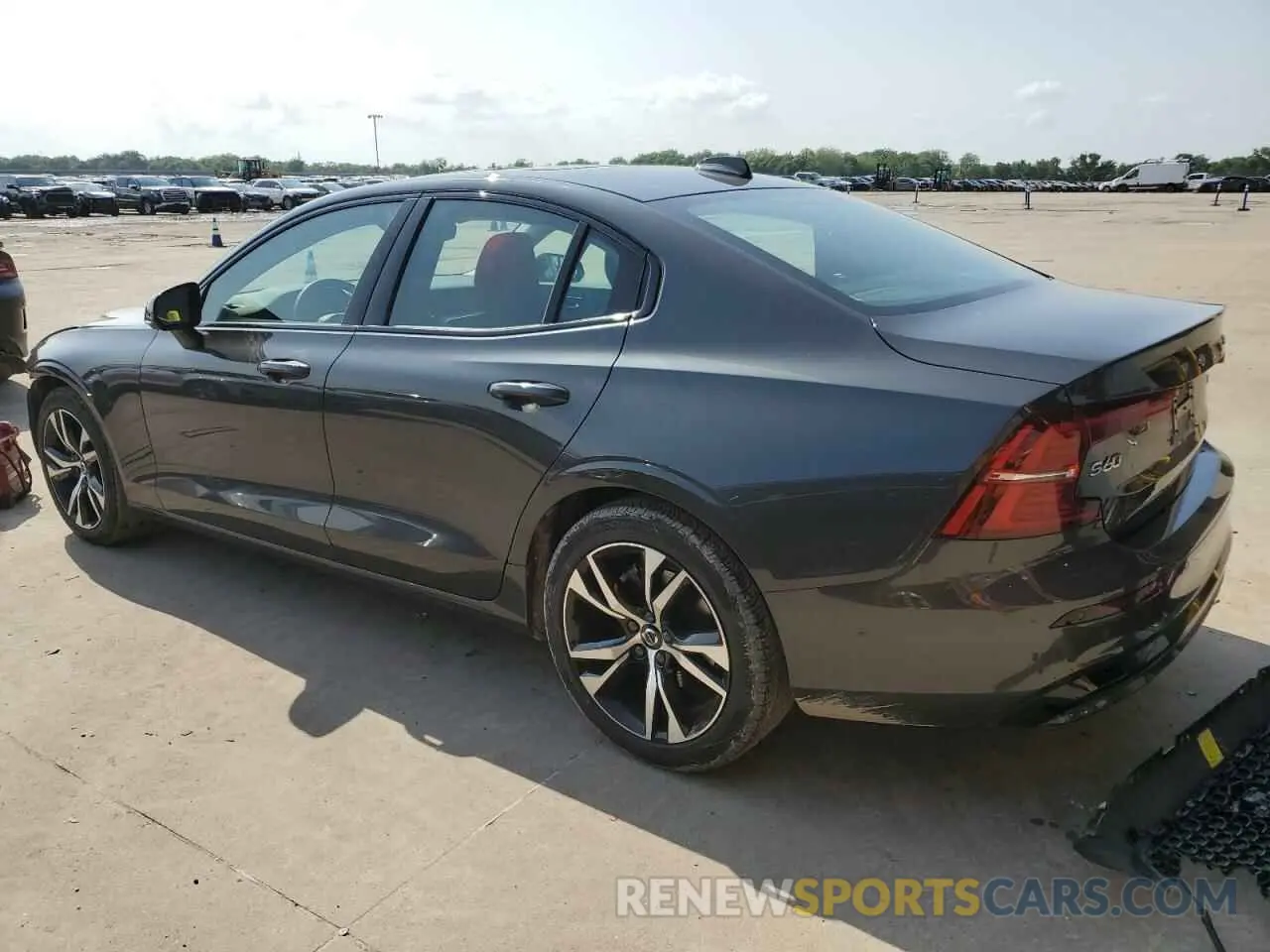 2 Photograph of a damaged car 7JRL12FK6RG322355 VOLVO S60 CORE 2024