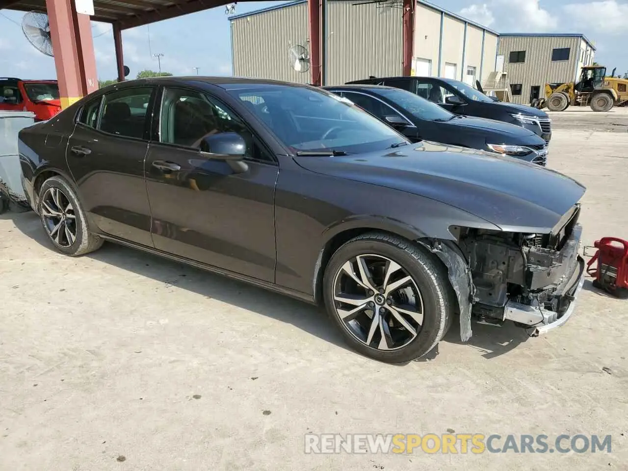4 Photograph of a damaged car 7JRL12FK6RG322355 VOLVO S60 CORE 2024