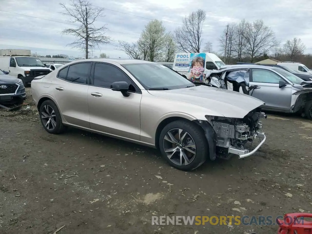 4 Photograph of a damaged car 7JRL12FK7RG322199 VOLVO S60 CORE 2024