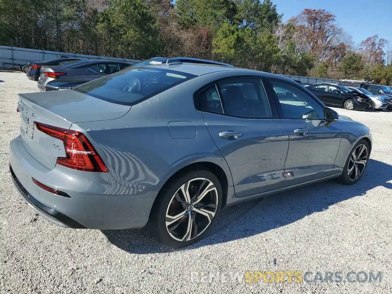 3 Photograph of a damaged car 7JRL12FK8RG298396 VOLVO S60 CORE 2024