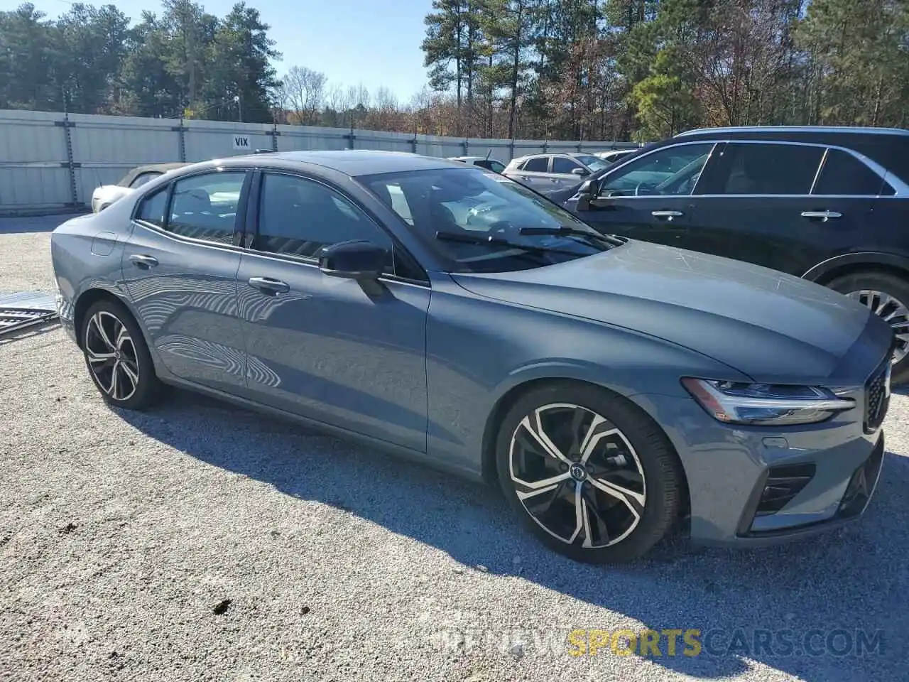 4 Photograph of a damaged car 7JRL12FK8RG298396 VOLVO S60 CORE 2024