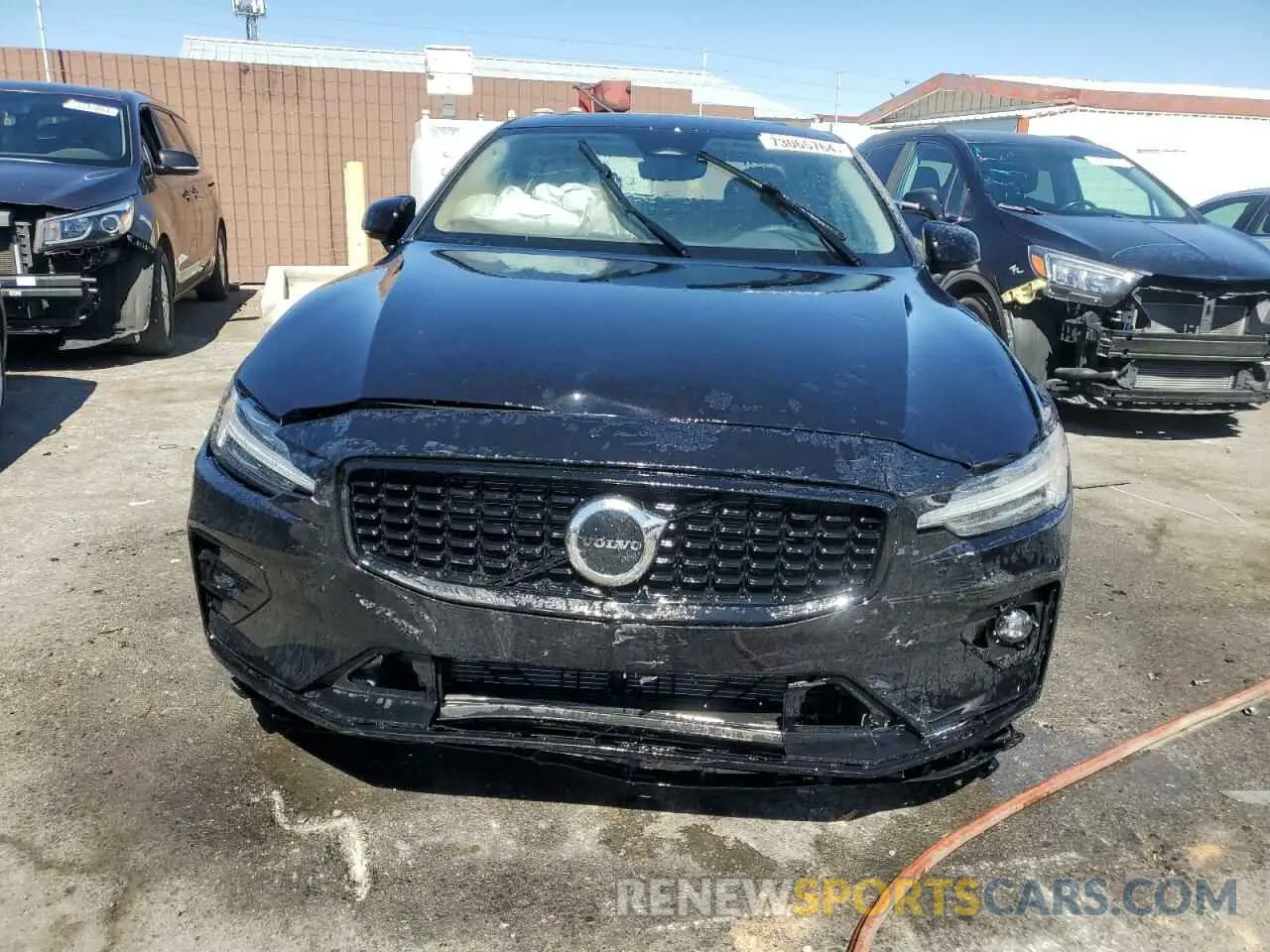 5 Photograph of a damaged car 7JRL12FK9RG326643 VOLVO S60 CORE 2024