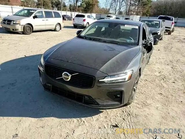 11 Photograph of a damaged car 7JRL12TK2RG309428 VOLVO S60 CORE 2024